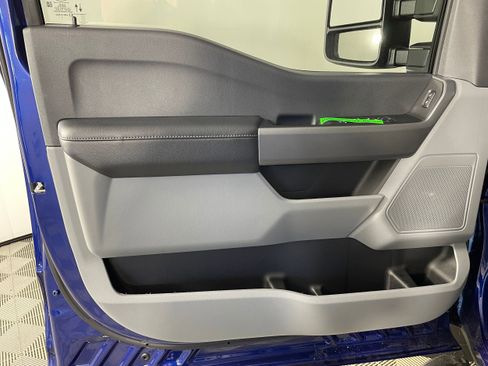 New 2026 Ford F250 XL w/ STX Appearance Package AWD/4WD image 8