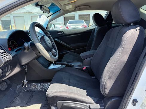 Used 2012 Nissan Altima 2.5 S FWD image 2