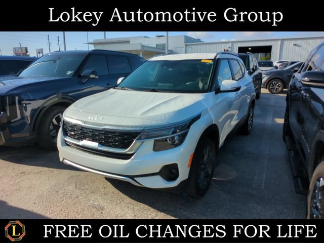 Certified 2023 Kia Seltos S w/ Navigation Package FWD image 1