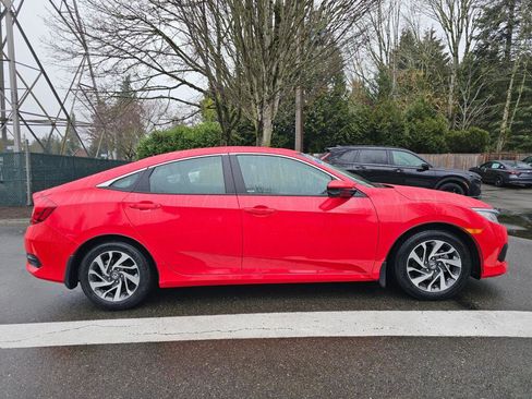 Used 2016 Honda Civic EX image 8