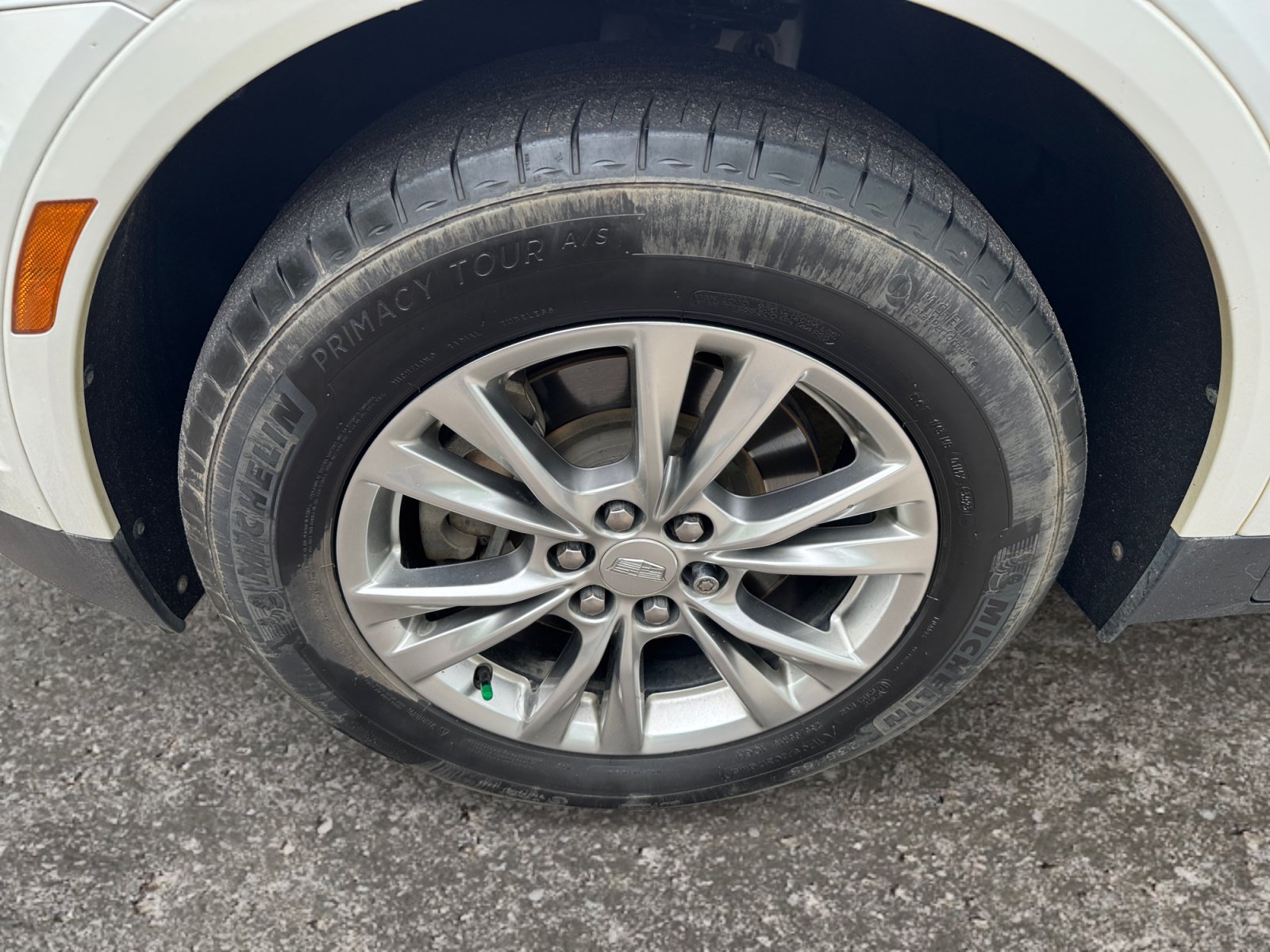 Used 2020 Cadillac XT5 Premium Luxury AWD/4WD image 15