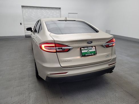 Used 2019 Ford Fusion SE image 6
