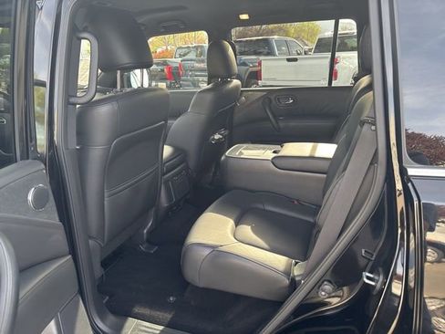 Used 2023 Nissan Armada SL w/ Midnight Edition Package image 27