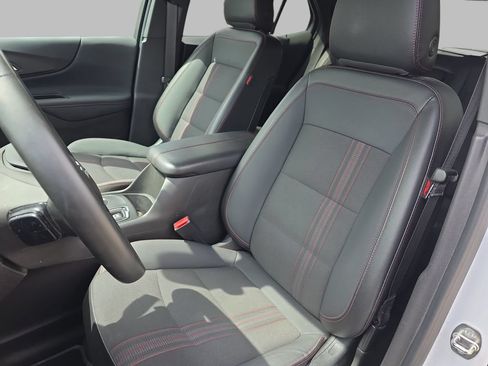 Certified 2023 Chevrolet Equinox RS w/ LPO, Floor Liner Package AWD/4WD image 17