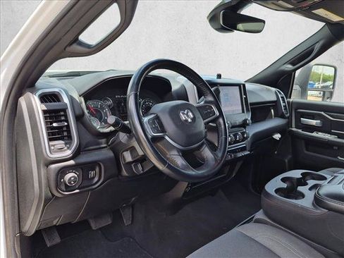 Used 2024 RAM 3500 Big Horn AWD/4WD image 10