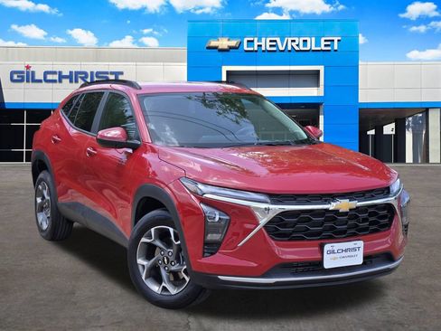 New 2026 Chevrolet Trax LT w/ Driver Confidence Package FWD image 1