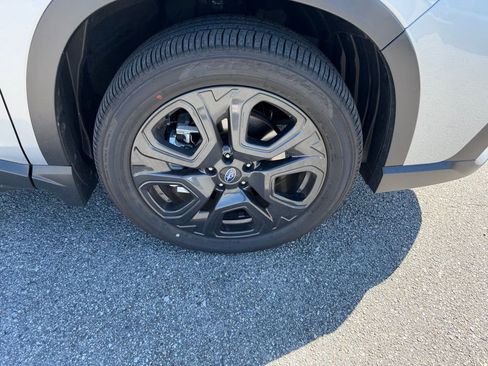 Used 2025 Subaru Ascent Bronze Edition w/ Onyx Package image 4