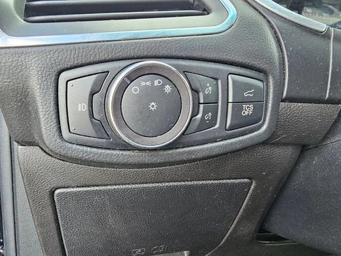 Used 2019 Ford Edge Titanium w/ Equipment Group 301A FWD image 17