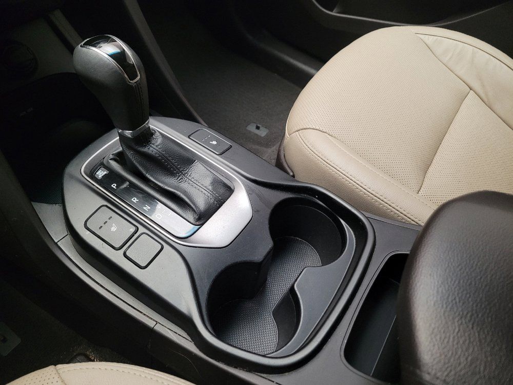 Used 2016 Hyundai Santa Fe Limited FWD image 26