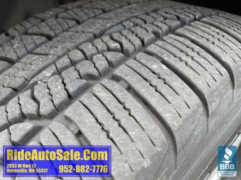 Used 2012 Mercedes-Benz ML 350 4MATIC image 24