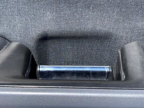 Used 2022 Ford F150 Lariat w/ Max Trailer Tow Package RWD image 19