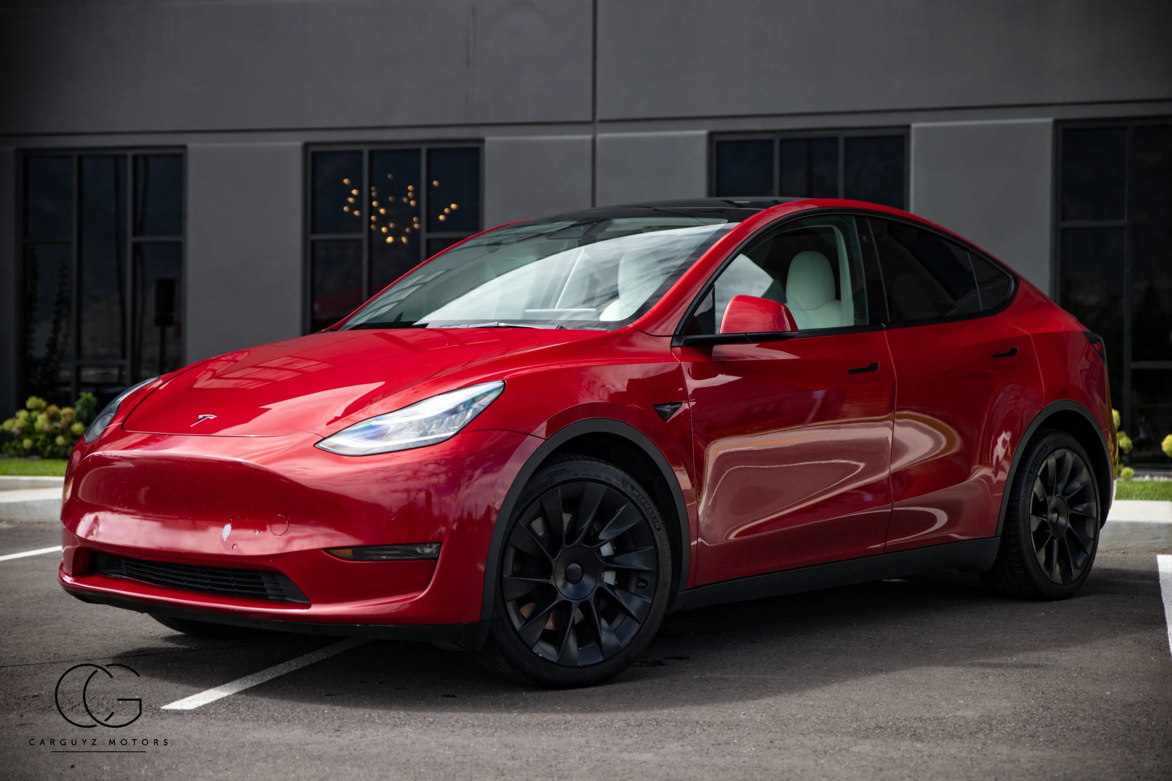 Used 2021 Tesla Model Y Long Range AWD/4WD image 3
