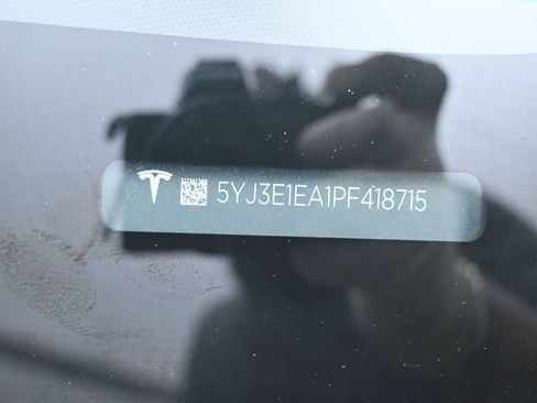 Used 2023 Tesla Model 3 Standard Range RWD image 42