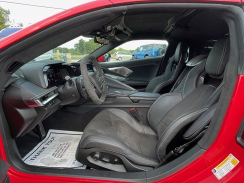 Used 2023 Chevrolet Corvette Stingray Premium Cpe w/ Z51 Performance Package image 18