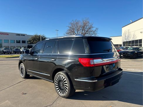 Used 2018 Lincoln Navigator Black Label w/ Cargo Package image 2
