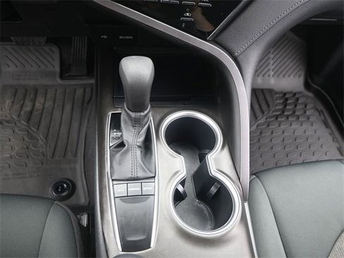 Used 2023 Toyota Camry LE image 8