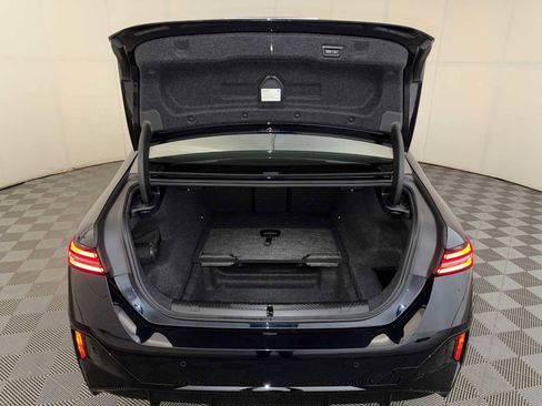 Used 2024 BMW i5 M60 w/ Premium Package image 24