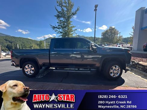 Used 2020 Chevrolet Silverado 2500 LTZ w/ LTZ Plus Package AWD/4WD image 17