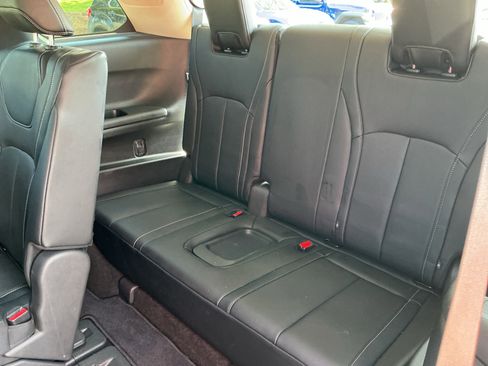 Used 2023 INFINITI QX60 Luxe w/ Cargo Package FWD image 28