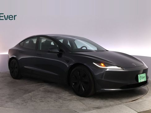 Used 2024 Tesla Model 3 Standard Range RWD image 13