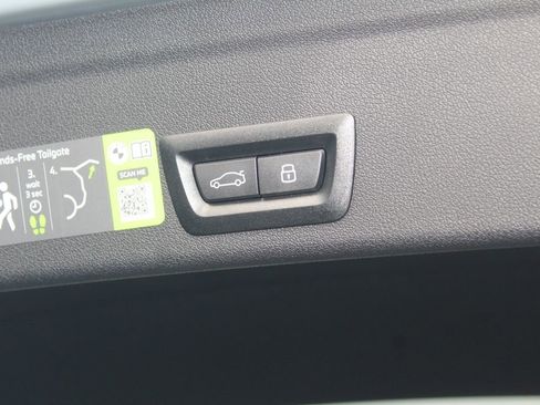 New 2026 BMW X6 xDrive40i w/ Climate Comfort Package image 8