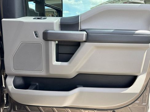 Used 2019 Ford F250 XLT AWD/4WD image 14
