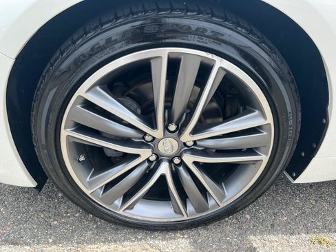Used 2017 INFINITI Q50 3.0t Premium w/ Driver Assistance Package AWD/4WD image 6