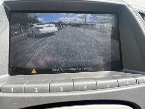Used 2013 Buick LaCrosse Leather FWD image 17