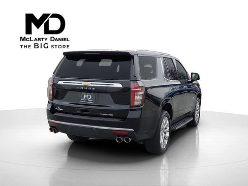 Used 2021 Chevrolet Tahoe Premier w/ Premium Package image 5