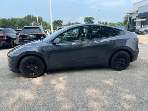Used 2022 Tesla Model Y Long Range AWD/4WD image 4