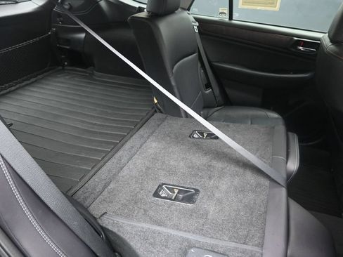 Used 2018 Subaru Outback 2.5i Limited AWD/4WD image 28