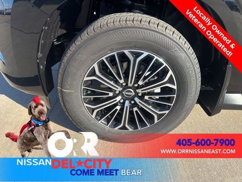 New 2026 Nissan Armada SL w/ Captain's Chari Seat Package AWD/4WD image 9