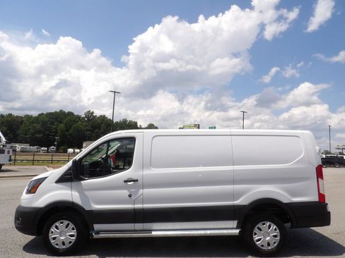 Used 2025 Ford Transit 250 Low Roof w/ Exterior Upgrade Package RWD image 54
