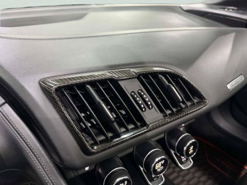 Used 2017 Audi R8 V10 w/ Carbon Exterior Package AWD/4WD image 48