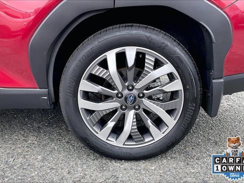 Certified 2025 Subaru Forester Touring w/ Popular Package - Touring AWD/4WD image 12
