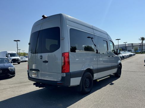 Used 2023 Mercedes-Benz Sprinter 2500 image 8