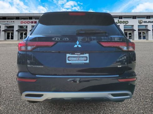 Used 2024 Mitsubishi Outlander SE image 7