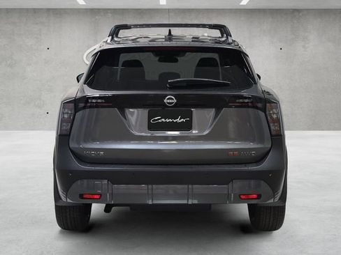 New 2026 Nissan Kicks SR AWD/4WD image 15