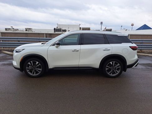 Certified 2025 INFINITI QX60 Luxe w/ Cargo Package image 2