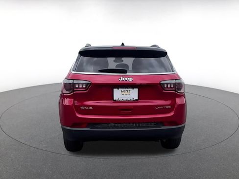 Used 2025 Jeep Compass Limited AWD/4WD image 12
