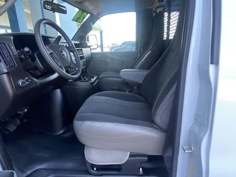 Used 2024 GMC Savana 2500 w/ Driver Convenience Package RWD image 13