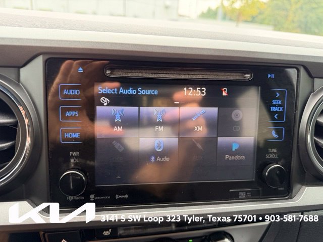 Used 2016 Toyota Tacoma TRD Sport w/ Premium & Technology Package RWD image 19