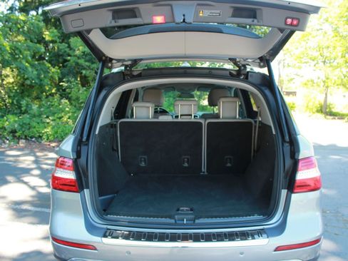 Used 2012 Mercedes-Benz ML 350 BlueTEC 4MATIC image 18