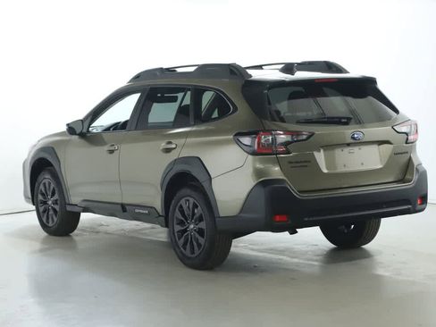 Certified 2023 Subaru Outback Onyx Edition image 40