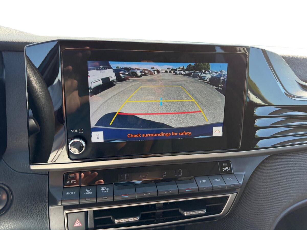 Used 2025 Toyota Camry LE FWD image 20