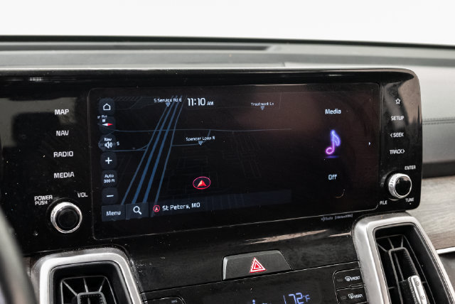 Used 2023 Kia Sorento EX w/ Panoramic Sunroof Package FWD image 17