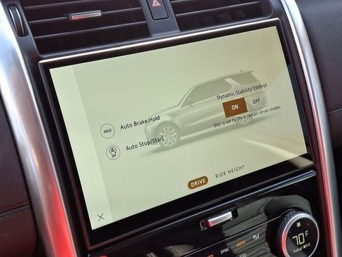 Used 2024 Land Rover Discovery S image 21