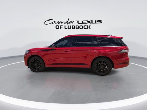 Used 2026 Lincoln Aviator Reserve AWD/4WD image 6