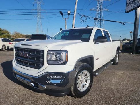 Used 2018 GMC Sierra 1500 SLT w/ All Terrain Package AWD/4WD image 6