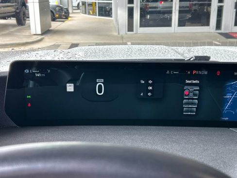 Used 2025 Ford Expedition Max Platinum AWD/4WD image 17
